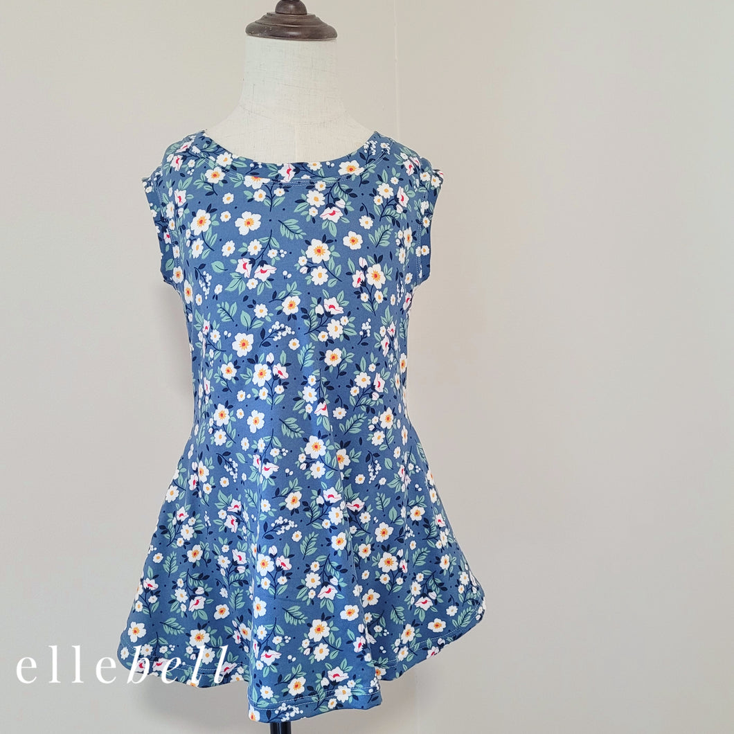Sleeveless Daisy Twirl Tunic