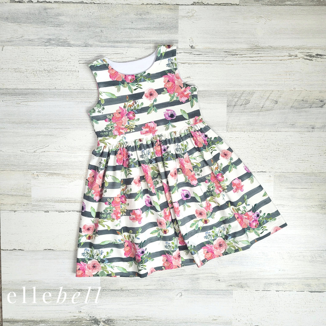 Bouquet Floral Meadow Dress