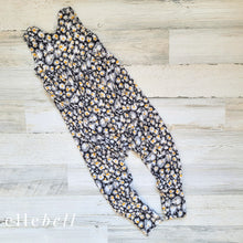 Load image into Gallery viewer, Ivy Romper - Daisy
